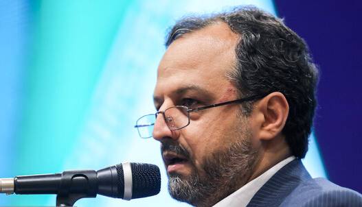 خاندوزی: قیمت ارز به ثبات رسیده است