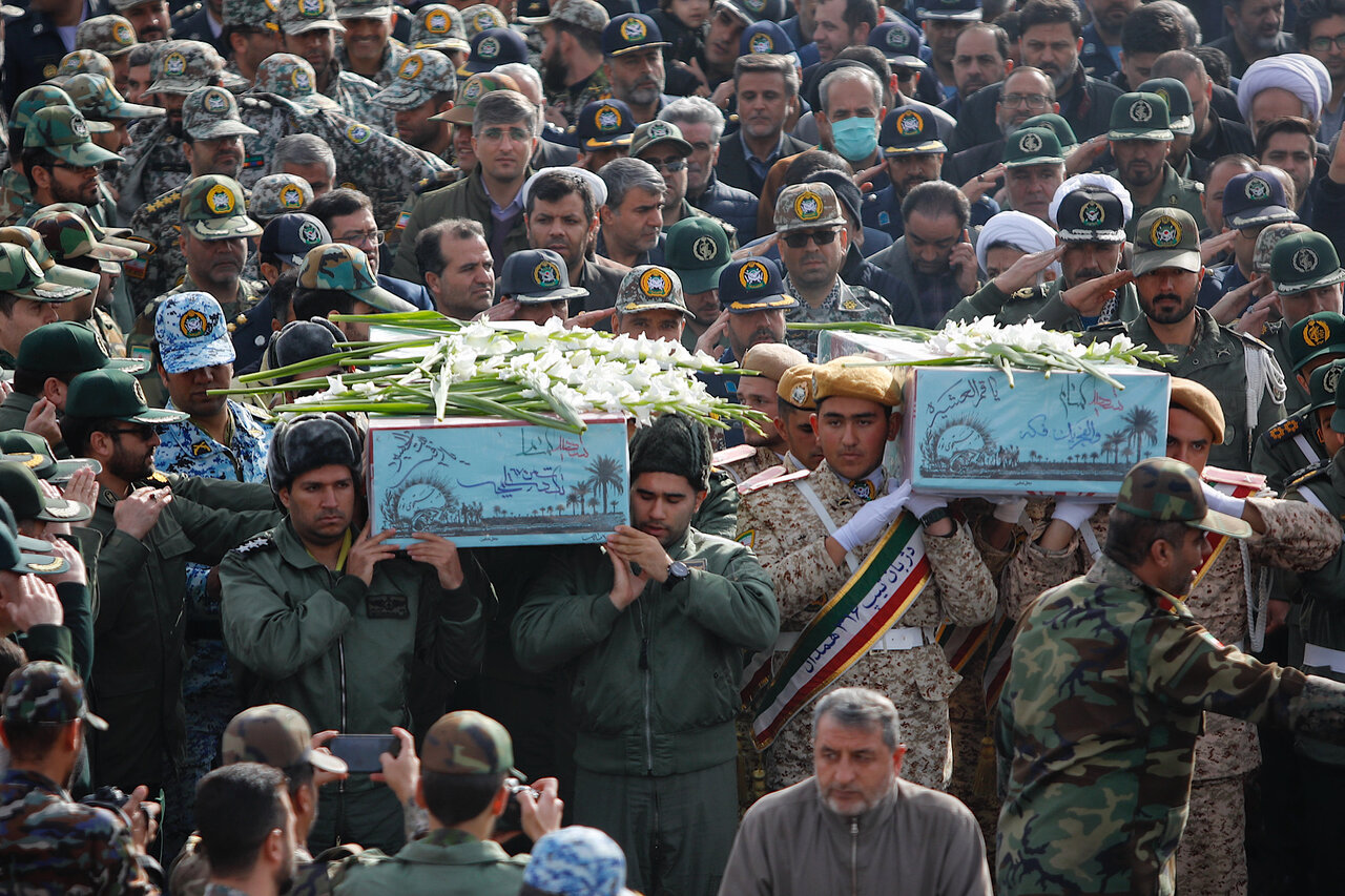 استقبال از ۴ شهید گمنام در همدان