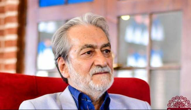 چه شد که «مجید انتظامی» پس از یک دهه روی صحنه رفت؟