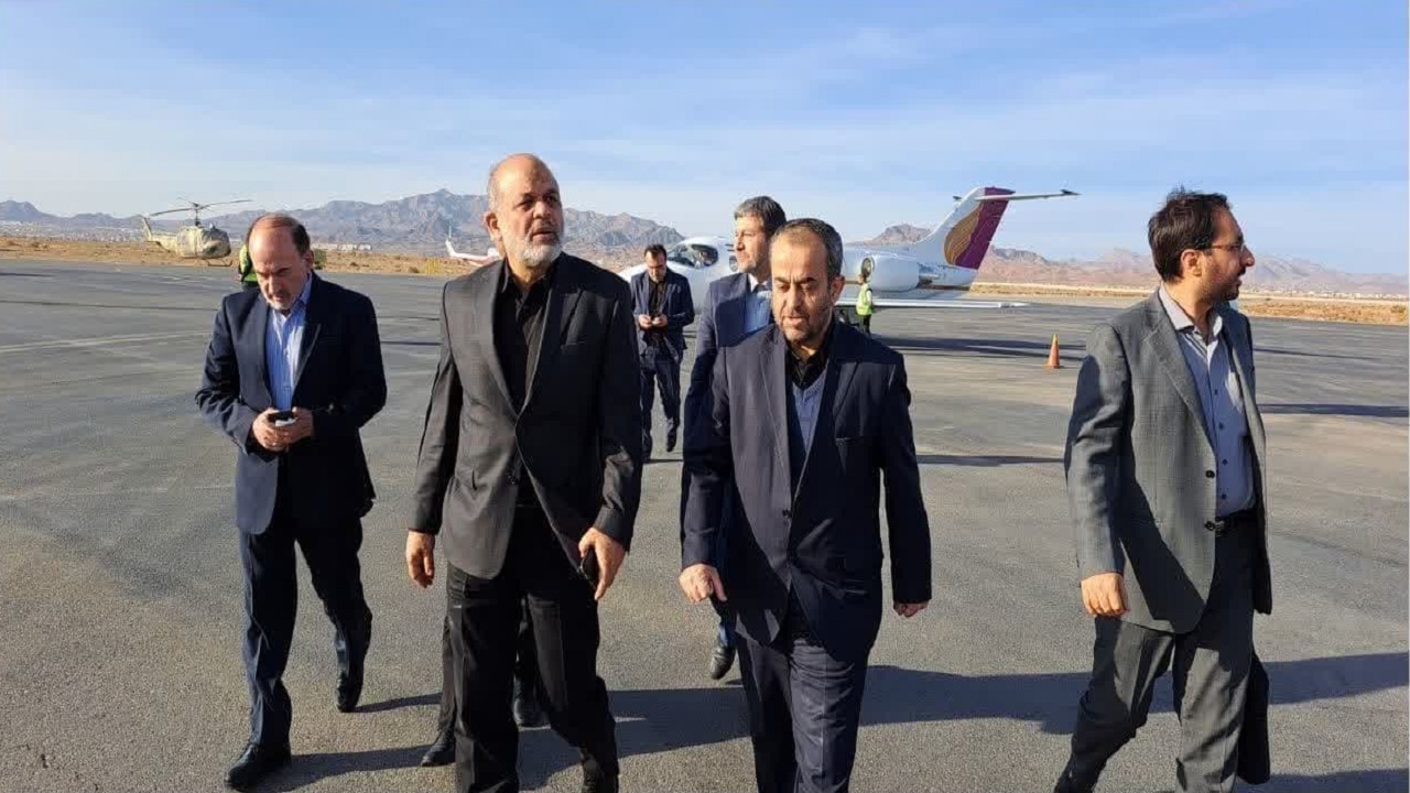 وزیر کشور وارد خراسان جنوبی شد
