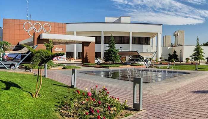 هتل کدام تیم تغییر می‌کند؟