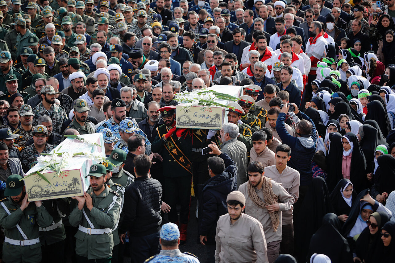 استقبال از ۴ شهید گمنام در همدان