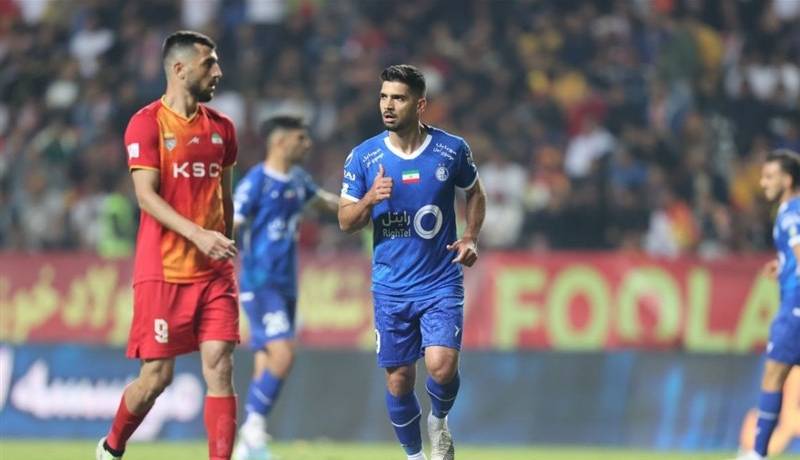 اکبری: استقلال و پرسپولیس از نظر فنی در یک حد هستند