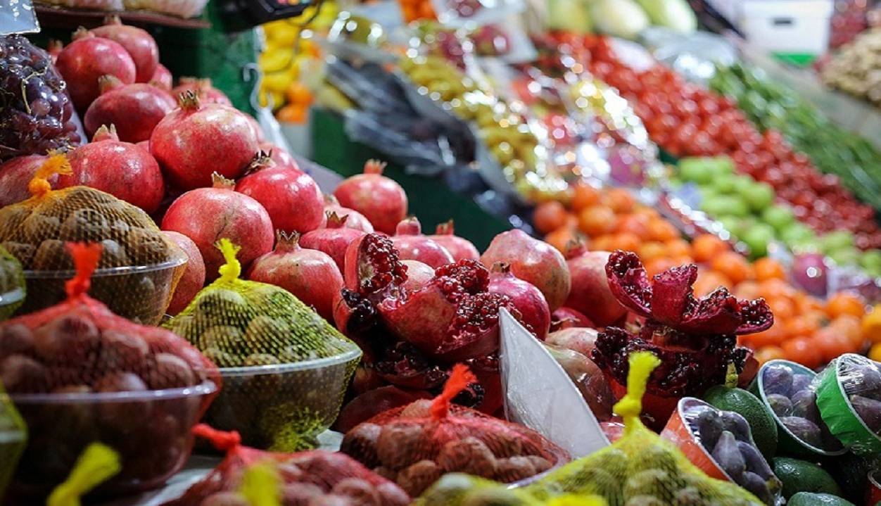 طرح نظارت بازار شب یلدا در سمنان آغاز شد