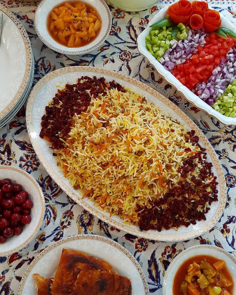 طرز تهیه هویج پلو با گوشت چرخ کرده