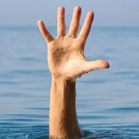 روانشناسی/ ۱۰ راهکار برای افرادی که ترس شدیدی از آب دارند