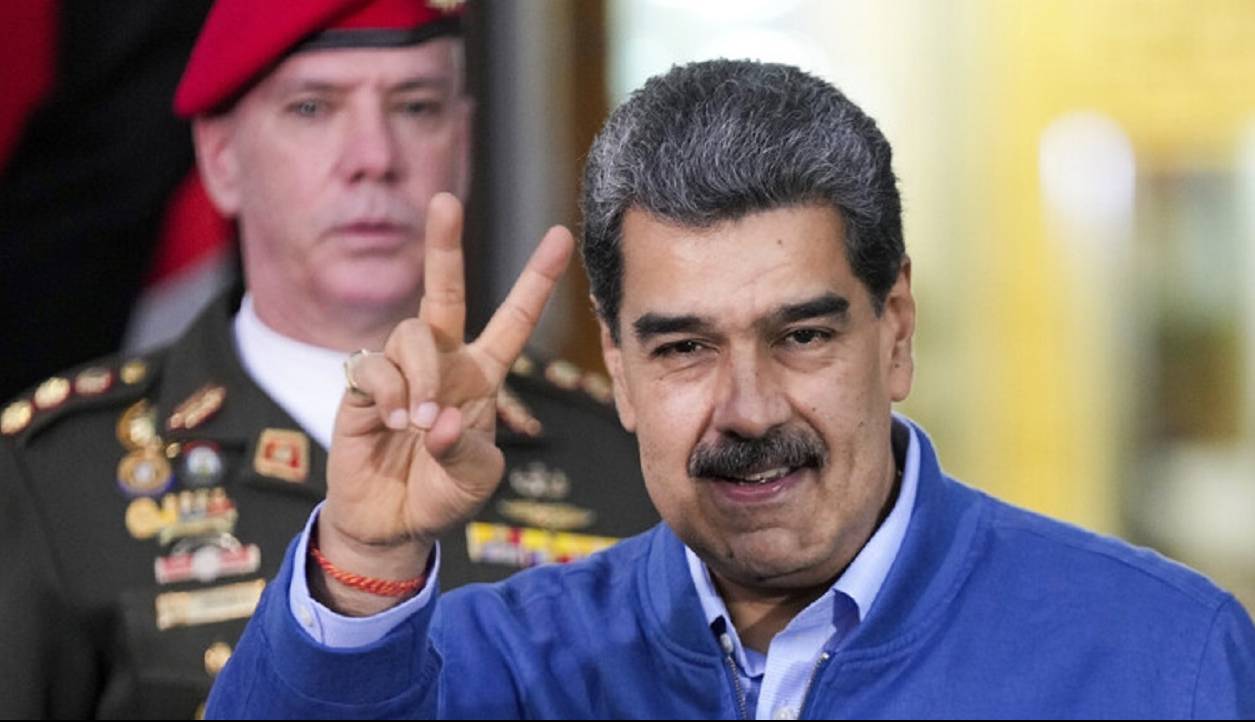 مادورو خواستار مرحله جدیدی در روابط با واشنگتن شد
