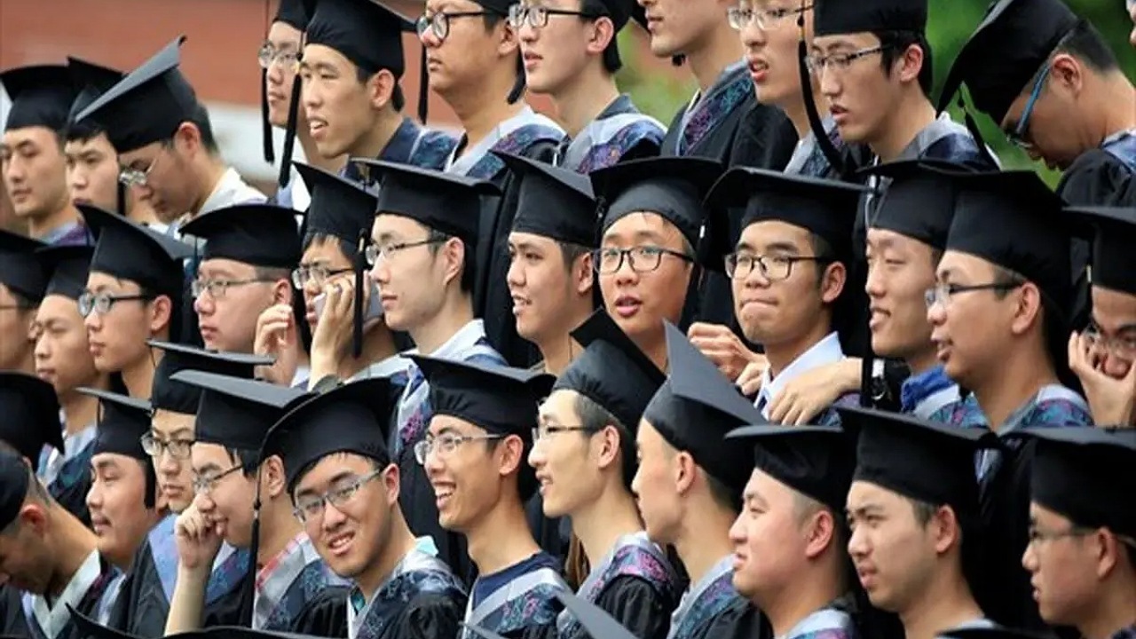 تکنیک درس خواندن دانشجویان چینی با دستگاه تولید اکسیژن!