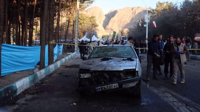 شهادت ۲۰ دانش‌آموز در انفجار تروریستی کرمان؛ ۴ دانش‌آموز یک خانواده شهید شد