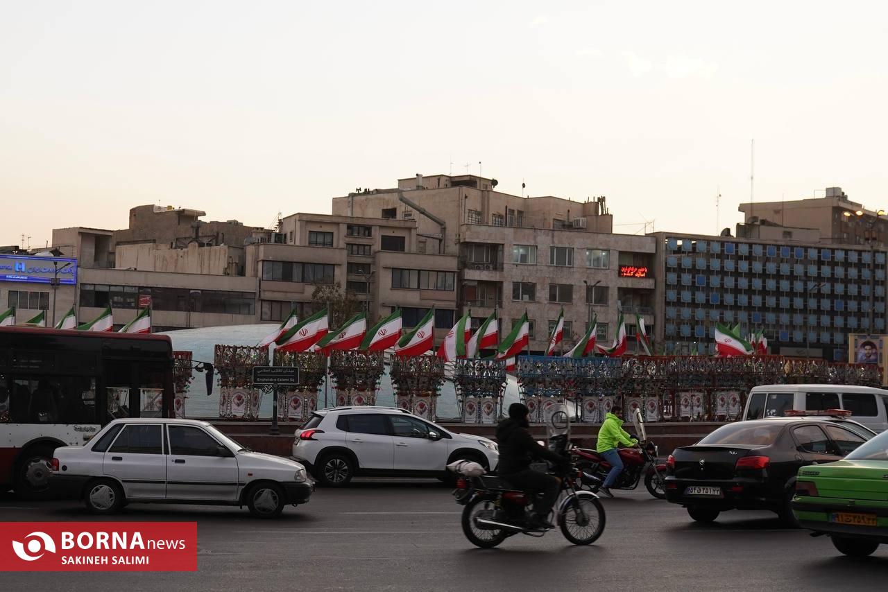 عکس/ یادبود شهدای حادثه تروریستی کرمان در میدان انقلاب