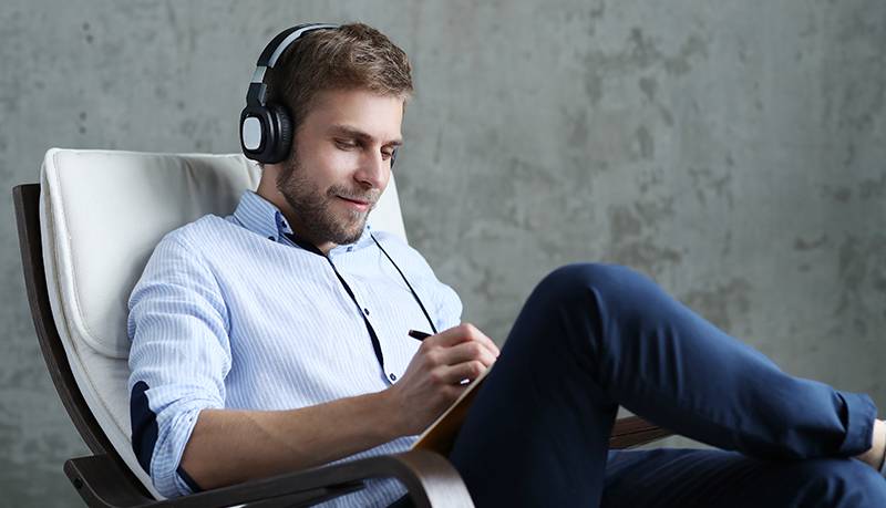 با این موزیک بیکلام حالتان خوب می شود