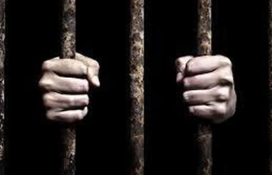 زن جوان قربانی عشق ممنوعه به پسرعموی شوهرش شد