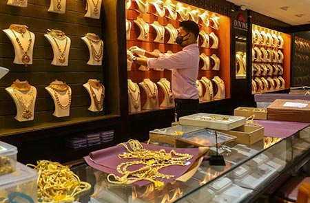 مدیرعامل مرکز مبادله ارز و طلا: قیمت طلا به هیچ وجه دستوری نیست