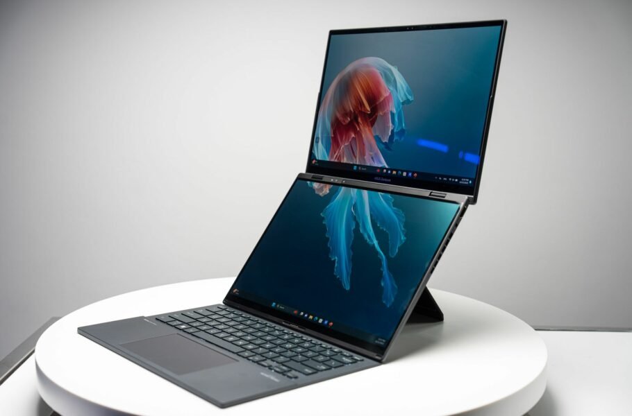 ایسوس از لپ‌تاپ Zenbook Duo با دو نمایشگر 14 اینچی رونمایی کرد