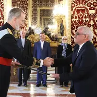 سفیر جدید ایران استوارنامه خود را تقدیم پادشاه اسپانیا کرد