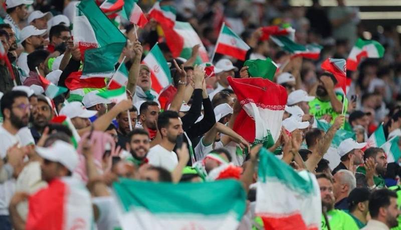 واکنش فدراسیون فوتبال به حضور تماشاگران ایرانی در قطر و دف‌نوازی بانوان