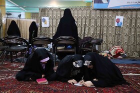 اعتکاف دانش‌آموزی در تبریز