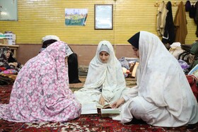 اعتکاف دانش‌آموزی در تبریز