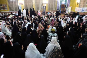 اعتکاف دانش‌آموزی در تبریز