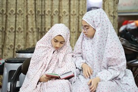 اعتکاف دانش‌آموزی در تبریز