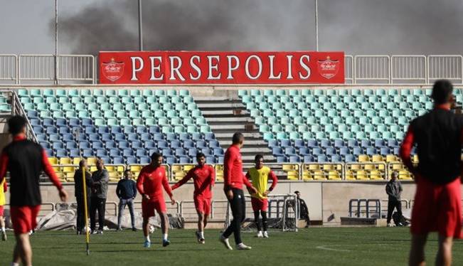 پرسپولیس مربی بگیرد بازیکن نمیگیرد!