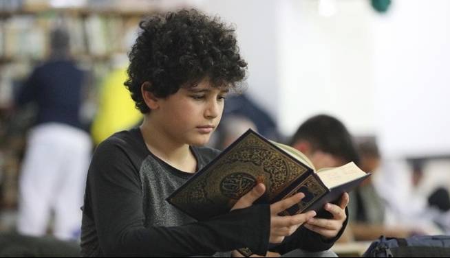 شرکت ۴ هزار دانشآموز از همدان در مراسم اعتکاف
