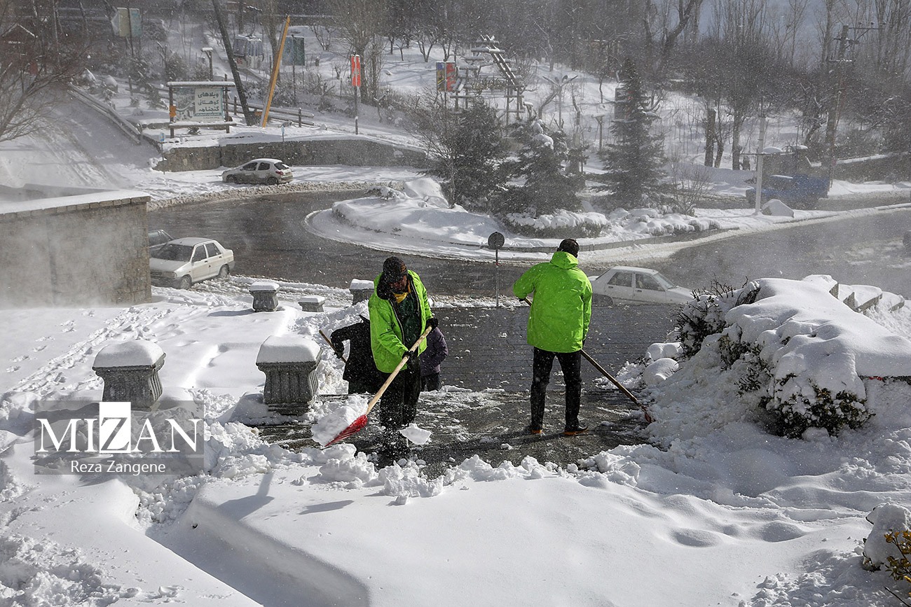 عکس/ بارش برف در همدان