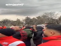 تجمع هواداران پرسپولیس مقابل وزارت ورزش و جوانان 