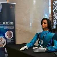 زن رباتیک هندی به فضا می‌رود
