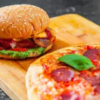  مصرف روزانه پیتزا و همبرگر می‌تواند خطر ابتلا به آلزایمر را افزایش دهد