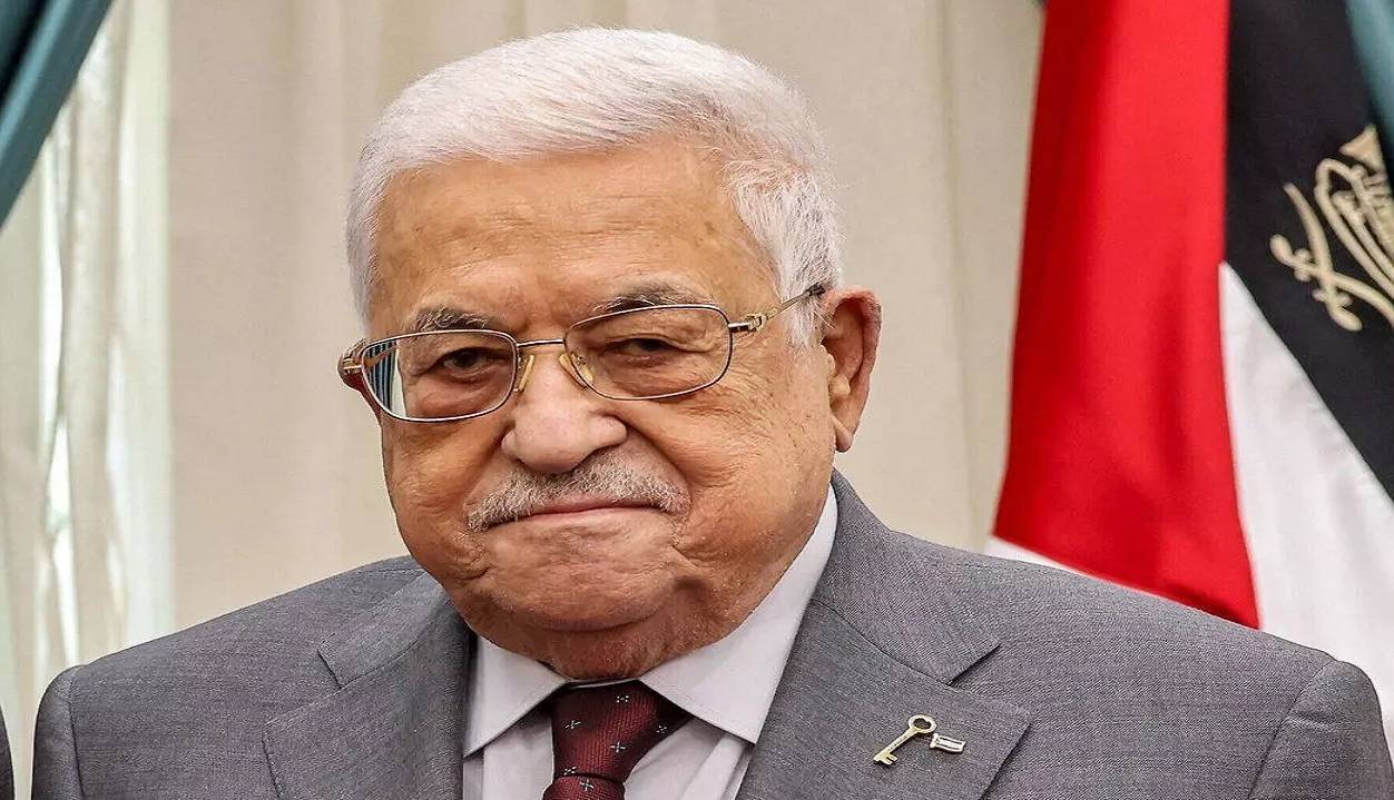 محمود عباس برای گفتگو درباره تحولات غزه وارد قطر شد