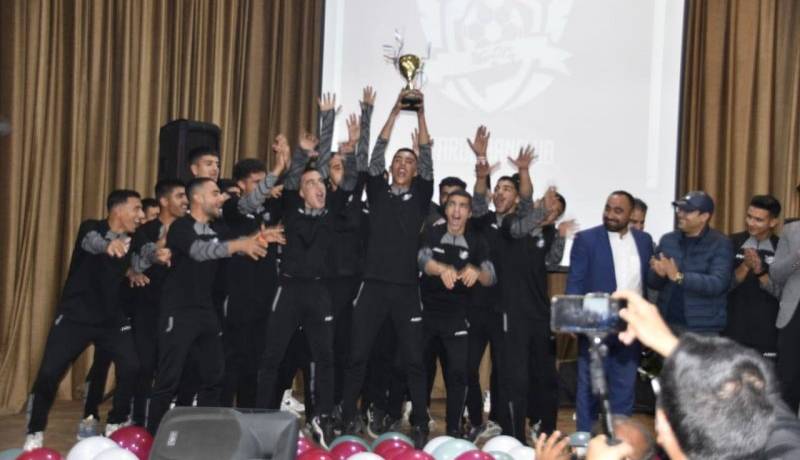 ربیعی در جشن قهرمانی آینده‌های فوتبال اصفهان