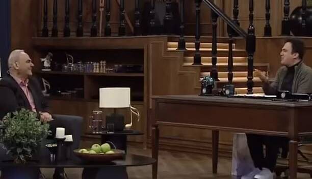 واکنش خنده‌دار حامد آهنگی به هدیه جواد خیابانی