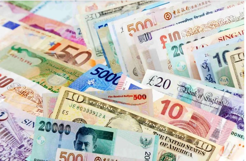 ریال ایران ضعیف‌ترین پول دنیا؛ 10 ارز کم‌ارزش جهان در سال 2024 معرفی شد