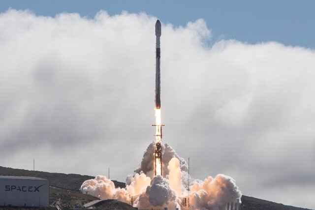 سه ماموریت «اسپیس‌ایکس» در کمتر از 24 ساعت پرتاب شدند