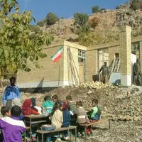 روایت جوانی مسجدی که ۵۲ مدرسه در مناطق محروم تأسیس کرده‌ است
