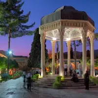 خیابان‌های دیدنی شیراز برای گردش شبانه