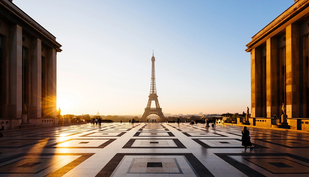 قابی زیبا از حال و هوای شهر پاریس