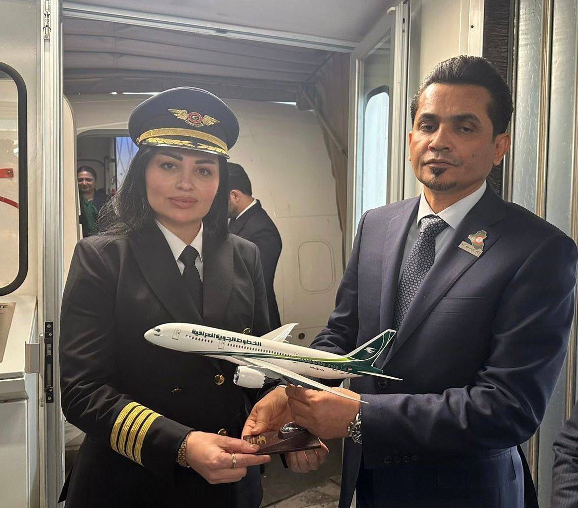 تقدیر از اولین کاپیتان خلبان زن در هواپیمایی ملی عراق