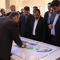 بازدید وزیر اقتصاد از اولین هتل کارخانه کشور در یزد