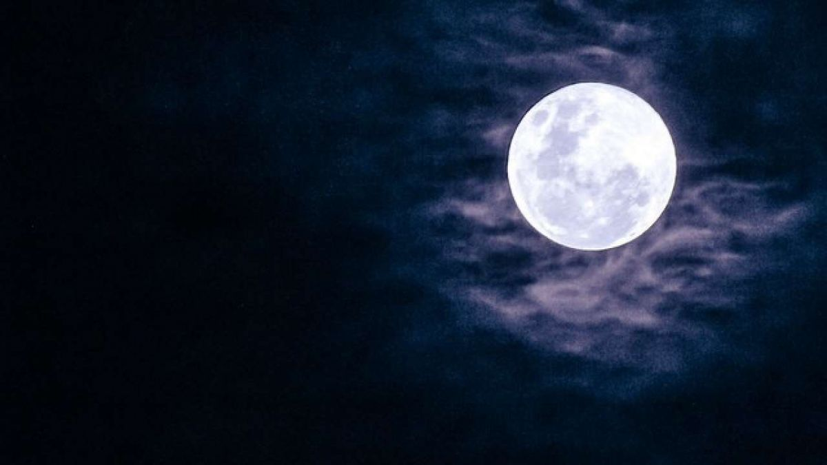 کاوشگر آمریکا روی کره ماه چپ کرد!