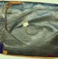 برگ‌هایی از قرآن سرقت شده موزه ملی پارس شیراز، در لندن به حراج گذاشته شد
