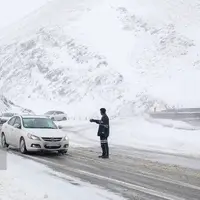 انسداد چندین محور استان سمنان به دلیل برف و بوران شدید