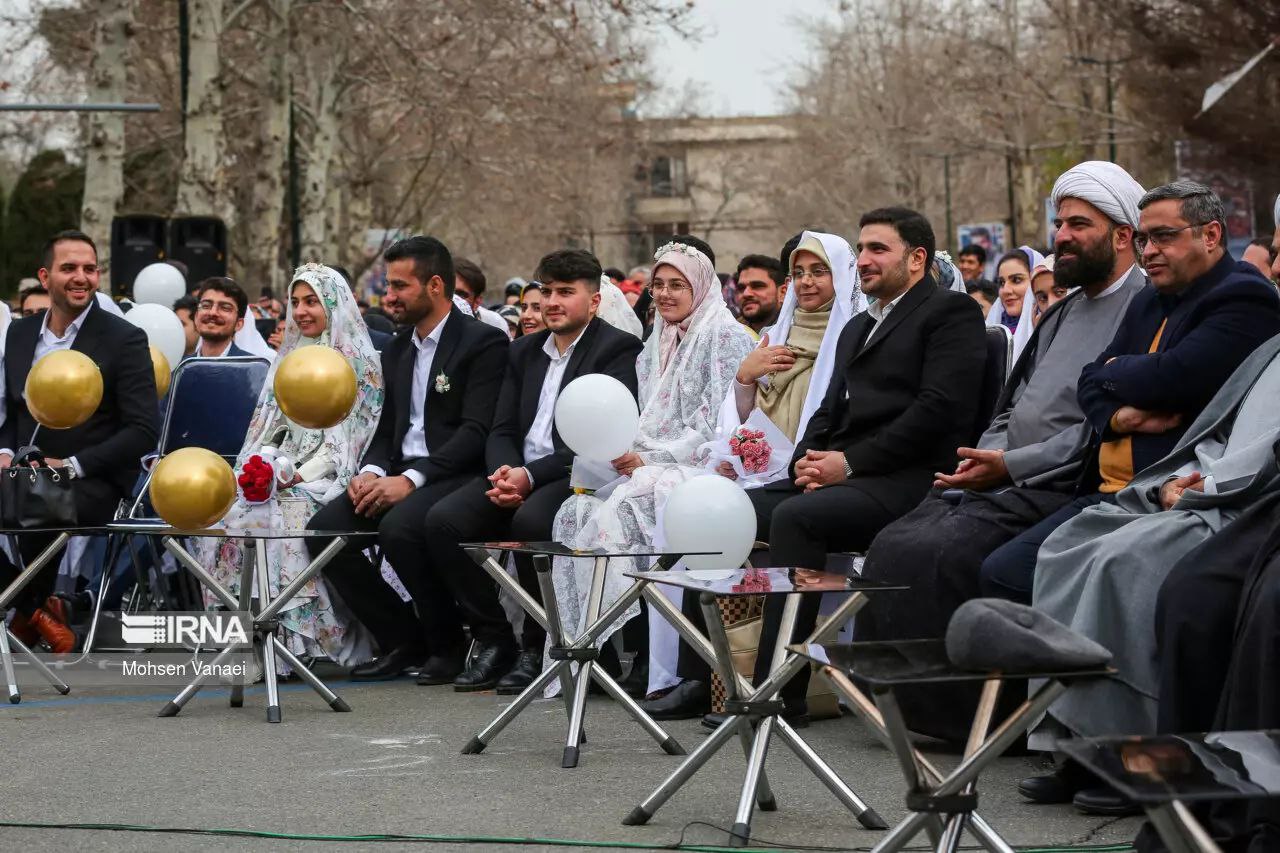 عکس/ جشن ازدواج دانشجویی در دانشگاه تهران