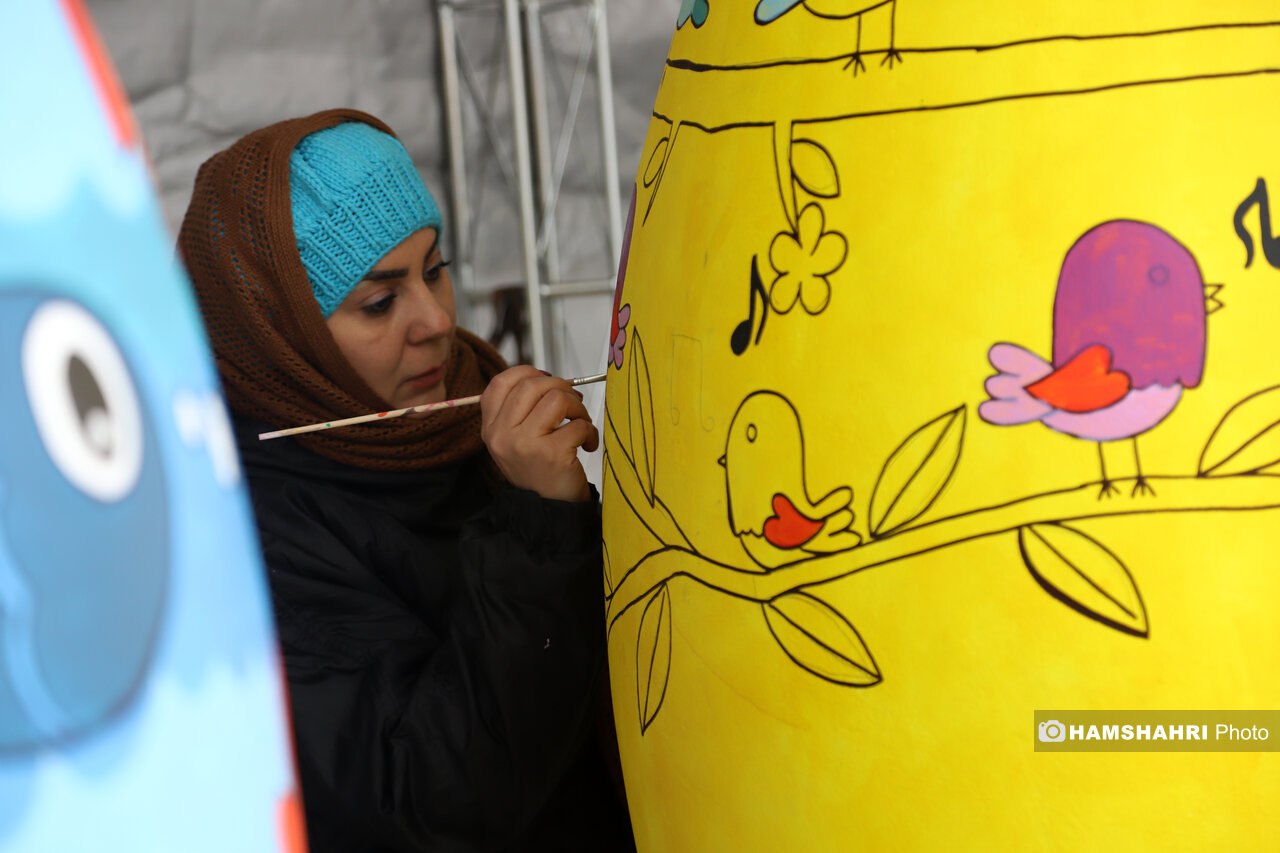 جشنواره تخم‌مرغ رنگی نوروزی در پارک ملت