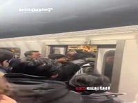 ازدحام مسافران در متروی کانادا