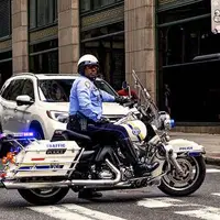 شیرین کاری پلیس نیویورک با موتور تریل دردسر ساز شد
