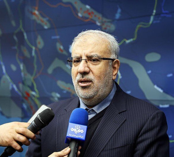 وزیر نفت: قرارداد توسعه 8 میدان نفتی ایران با شرکت‌های روس امضا شده است