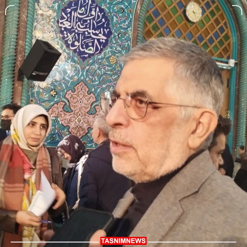 عکس/ حضور «کرباسچی» در حسینیه ارشاد برای انتخابات