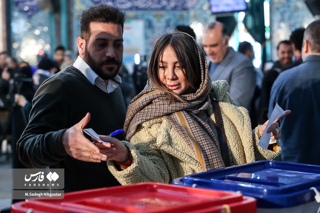 عکس/ حواشی انتخابات ۱۴۰۲ در حسینیه ارشاد